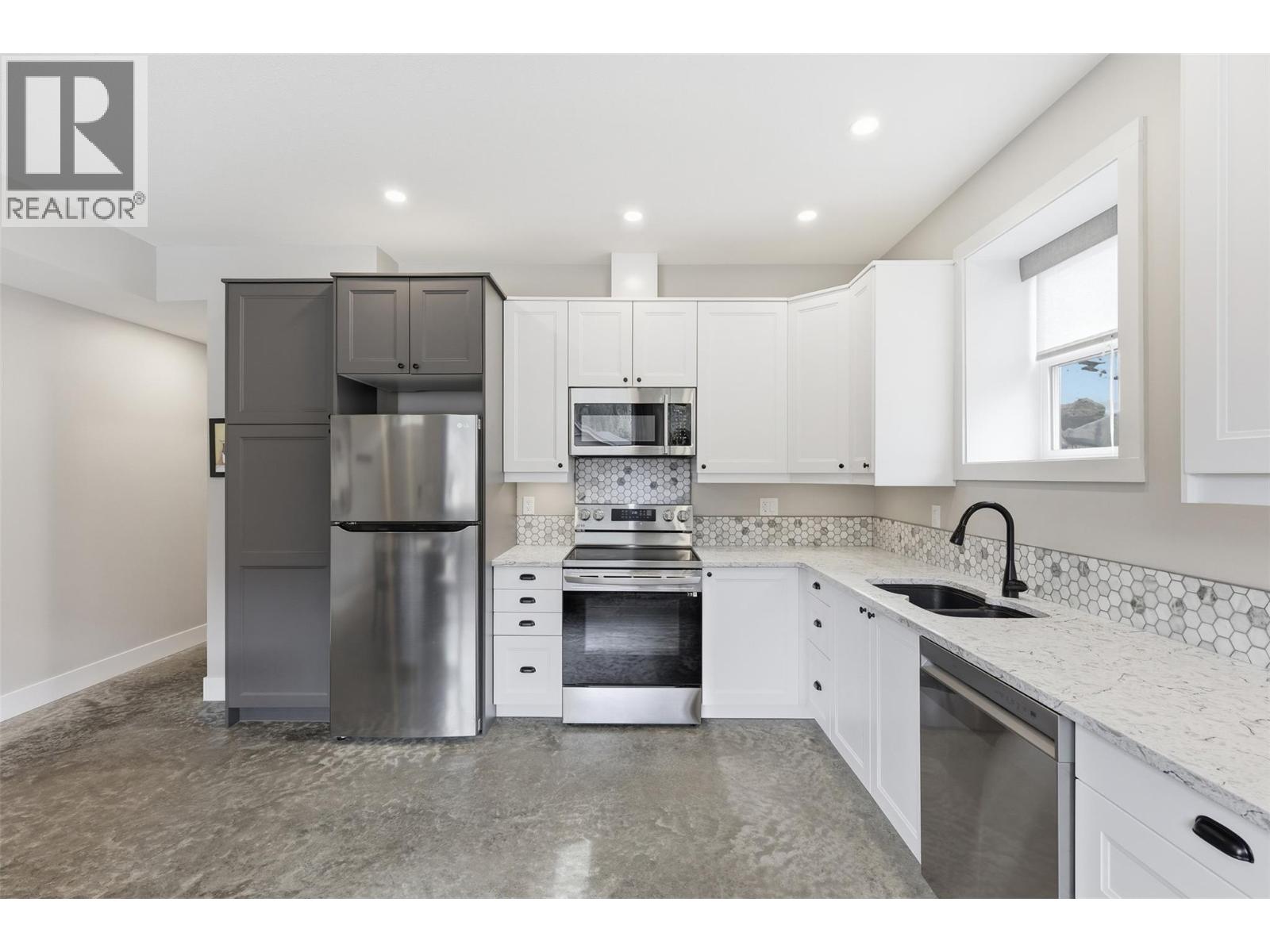 2533 Mountain View Drive, Sun Peaks