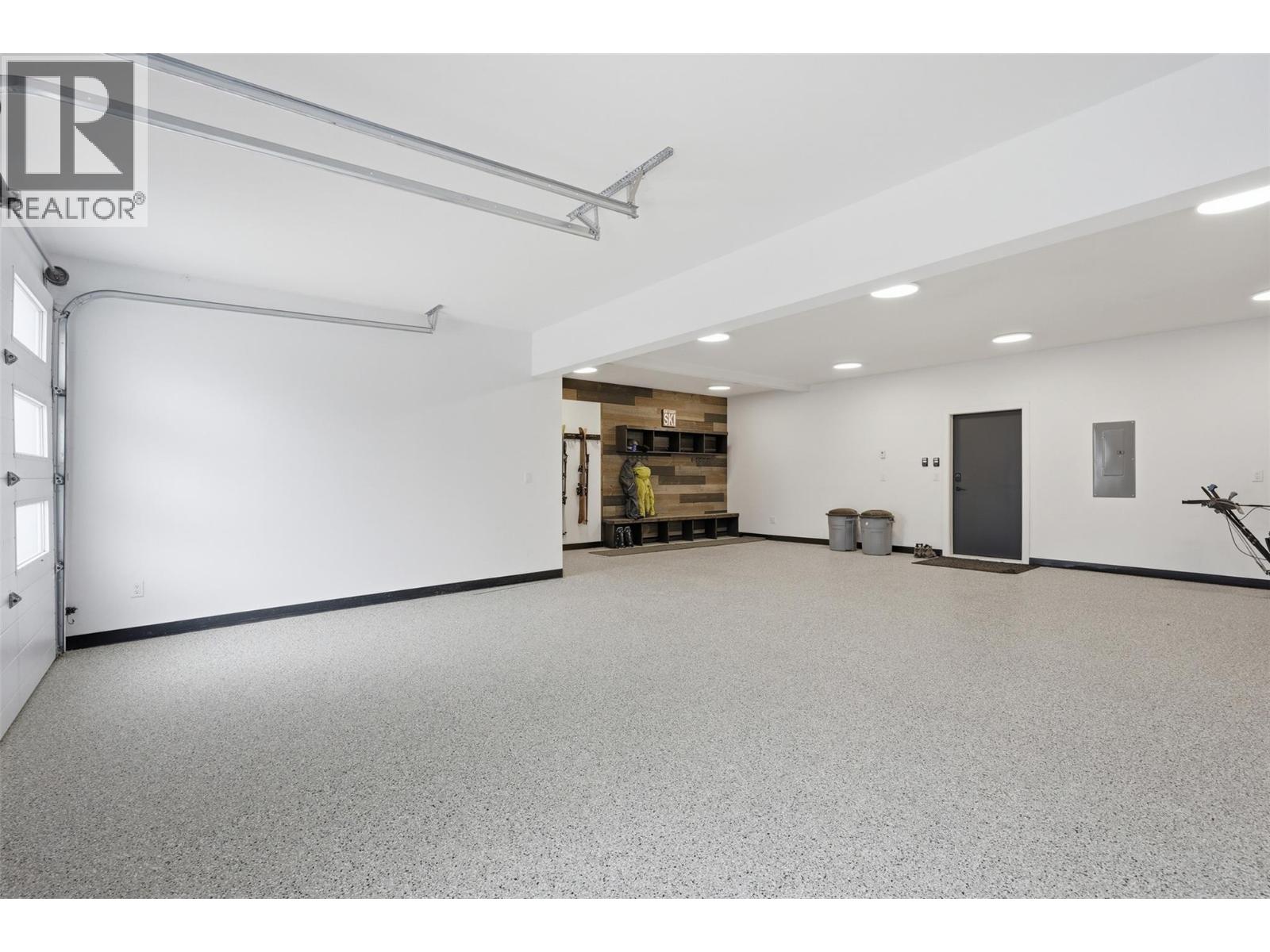 2533 Mountain View Drive, Sun Peaks