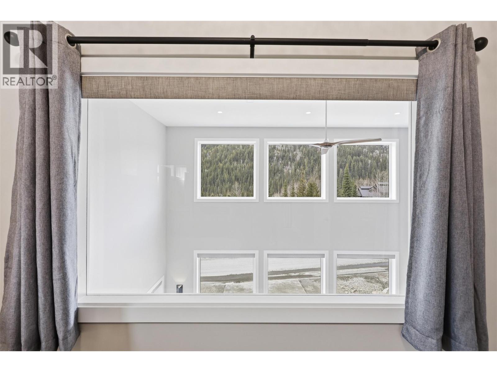 2533 Mountain View Drive, Sun Peaks