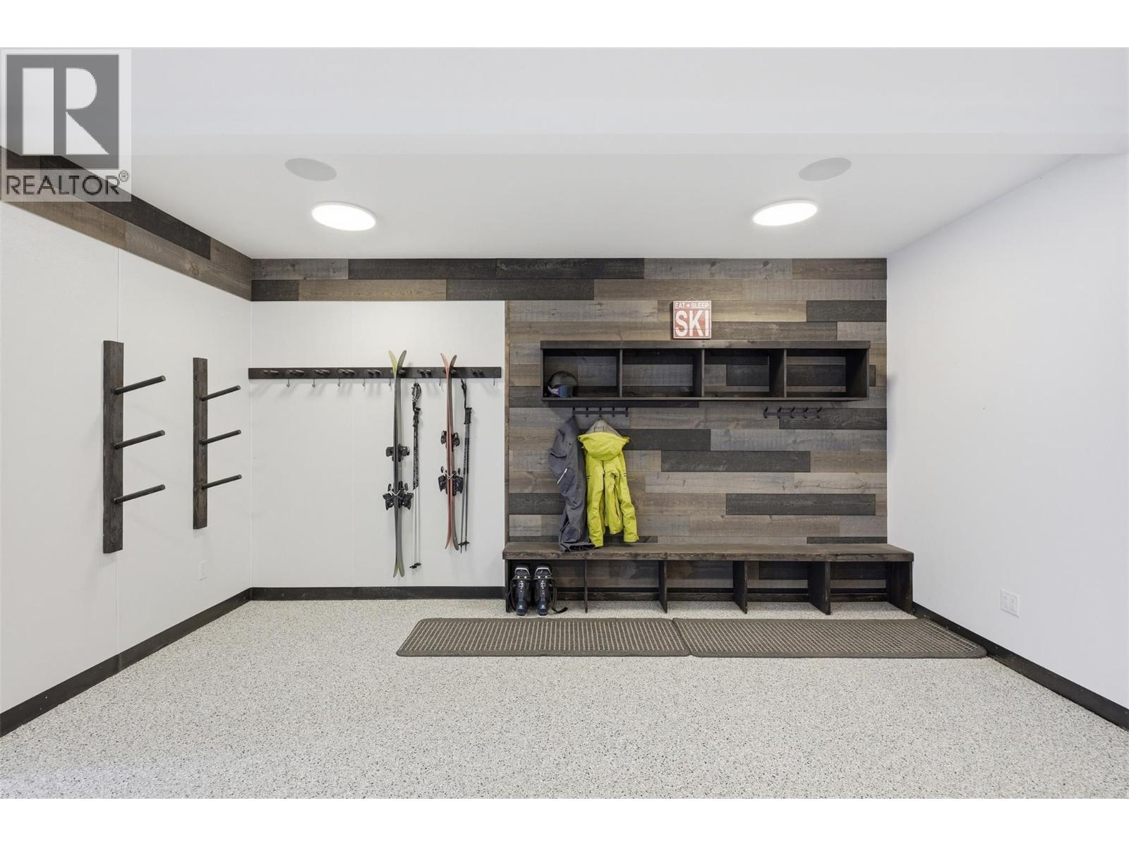 2533 Mountain View Drive, Sun Peaks