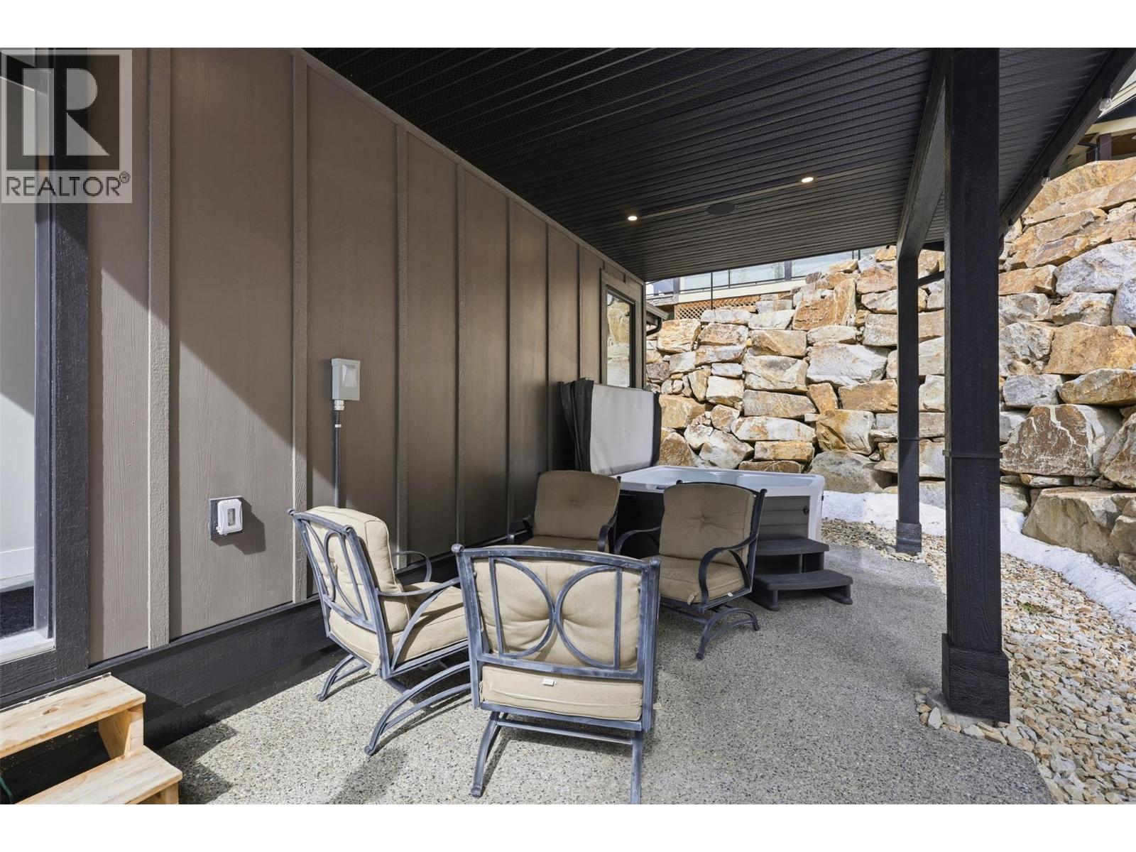 2533 Mountain View Drive, Sun Peaks
