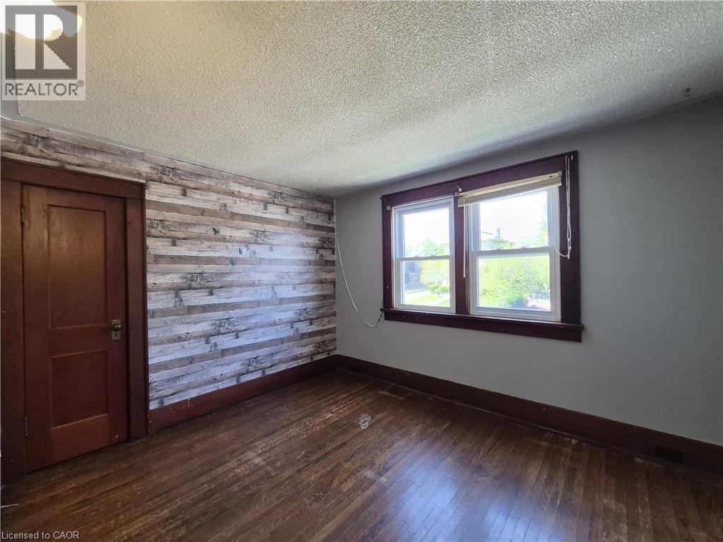 119 NORFOLK Street S - 17