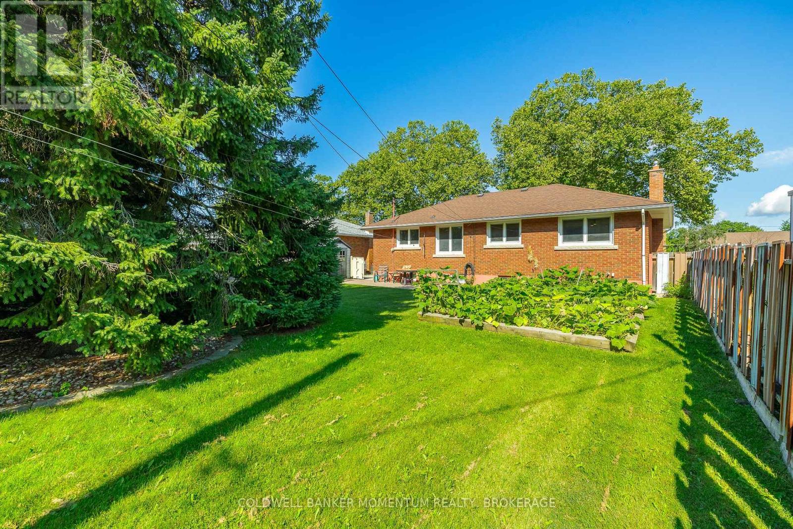 3752 GUNNING DRIVE - 37