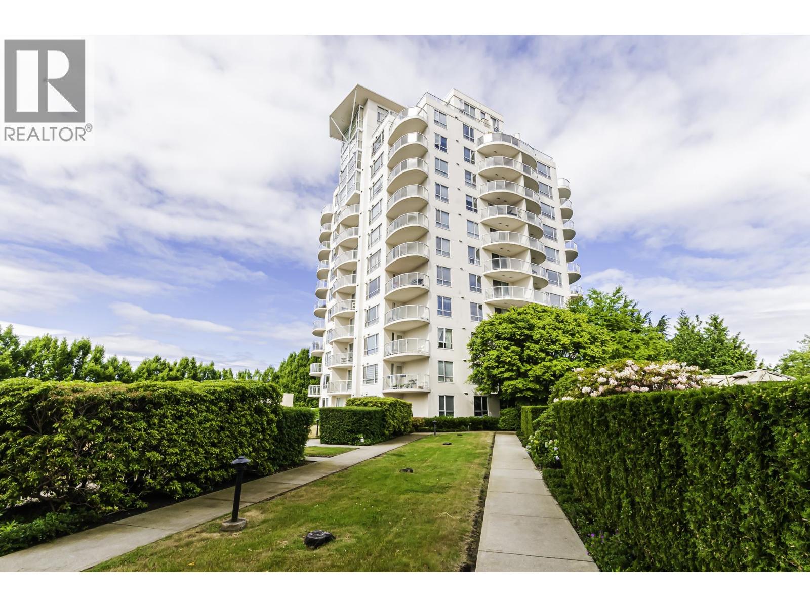 303 7680 GRANVILLE AVENUE, Richmond