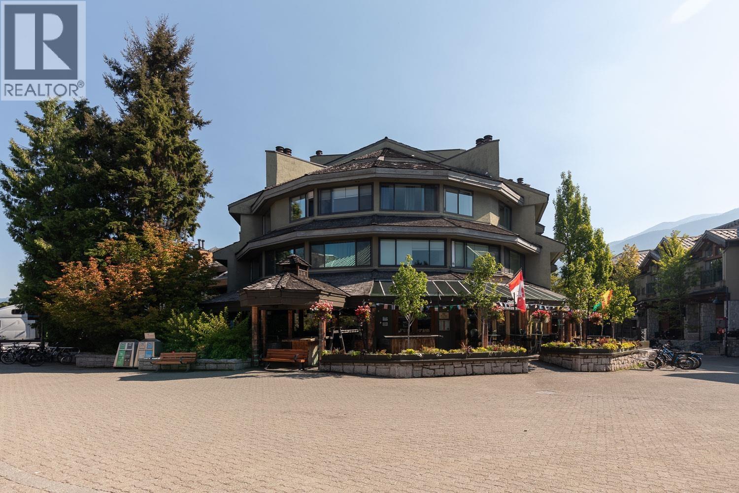 302 4111 GOLFERS APPROACH, Whistler