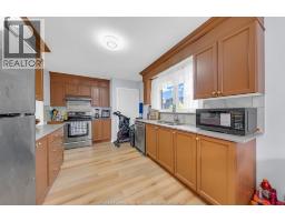 4pc Bathroom - 10 Countess, Leamington, ON N8H2H3 Photo 8