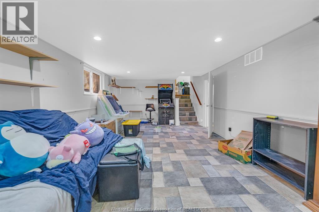 3003 REGIS AVENUE - Image 39