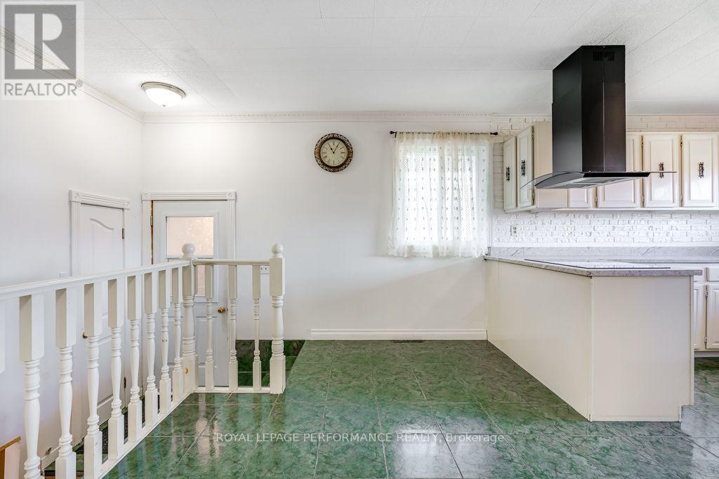 463 CAMERON STREET - 13