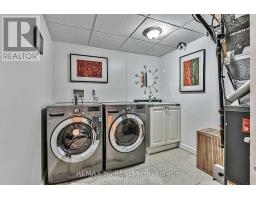 Bsmt - 12 Monarchwood Crescent, Toronto, ON M3A1H4 Photo 15