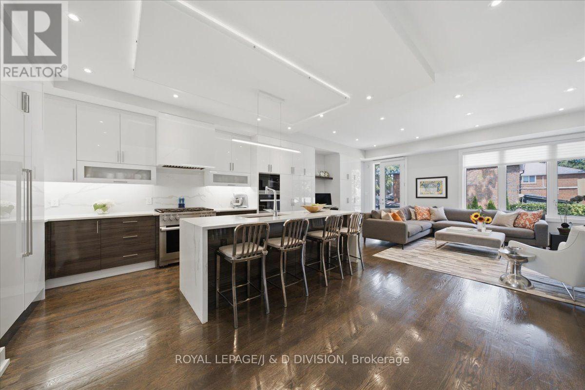 130 WANLESS AVENUE - 4