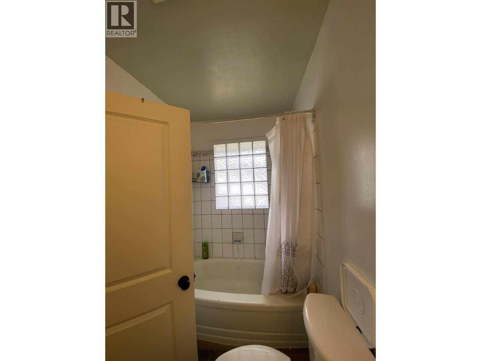 3710-3712 EBY STREET, Terrace