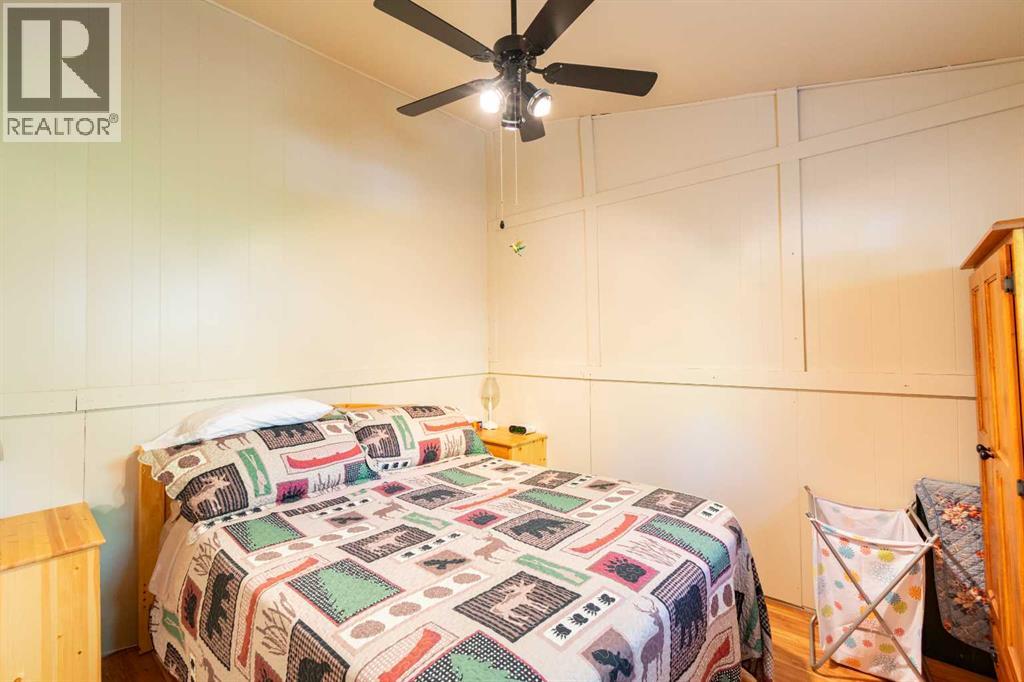 Listing photo – 14 & 16 4 Street, White Sands