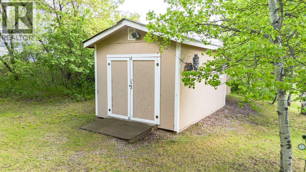 Listing photo – 14 & 16 4 Street, White Sands