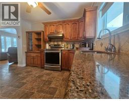 Kitchen/Dining room - 19 5th Ave, Saint Andre, NB E3Y3M2 Photo 11