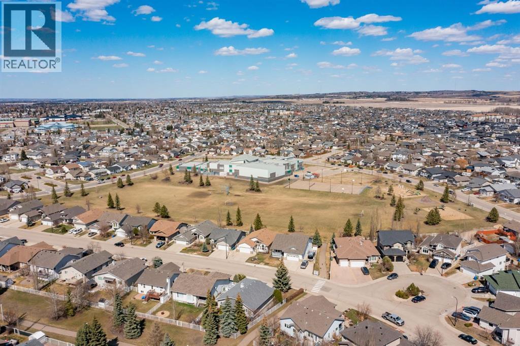 Listing photo – 46 Lagrange Crescent, Red Deer
