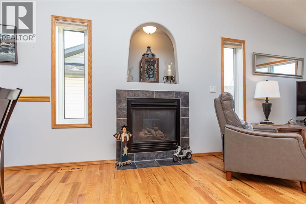 Listing photo – 46 Lagrange Crescent, Red Deer