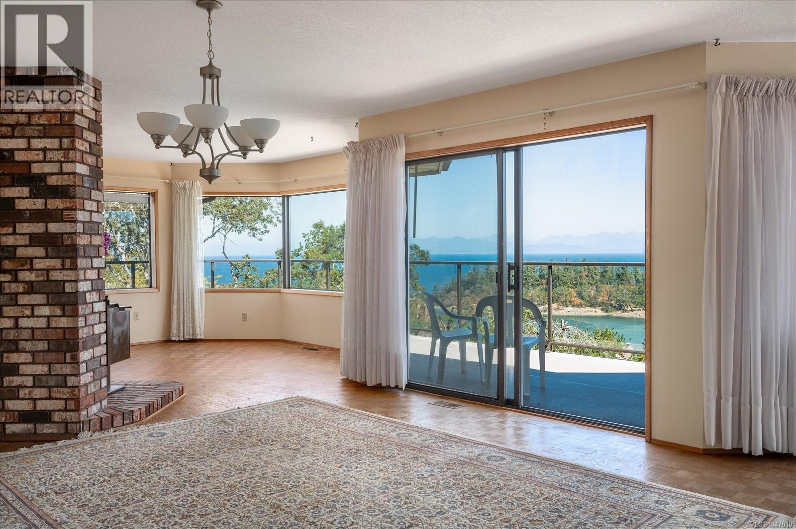 3596 Oakridge Dr - Image 10