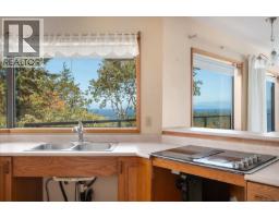 3596 Oakridge Dr, Nanaimo, BC V9T1M4 Photo 18