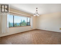 3596 Oakridge Dr, Nanaimo, BC V9T1M4 Photo 19