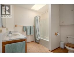 3596 Oakridge Dr, Nanaimo, BC V9T1M4 Photo 24