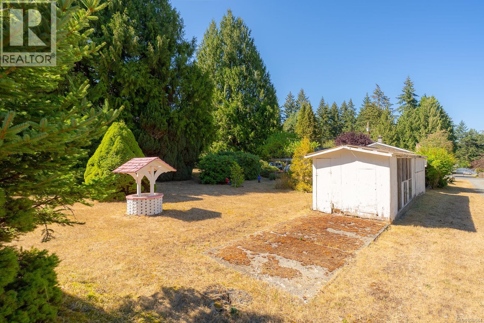 3910 Saltair Rd - 32