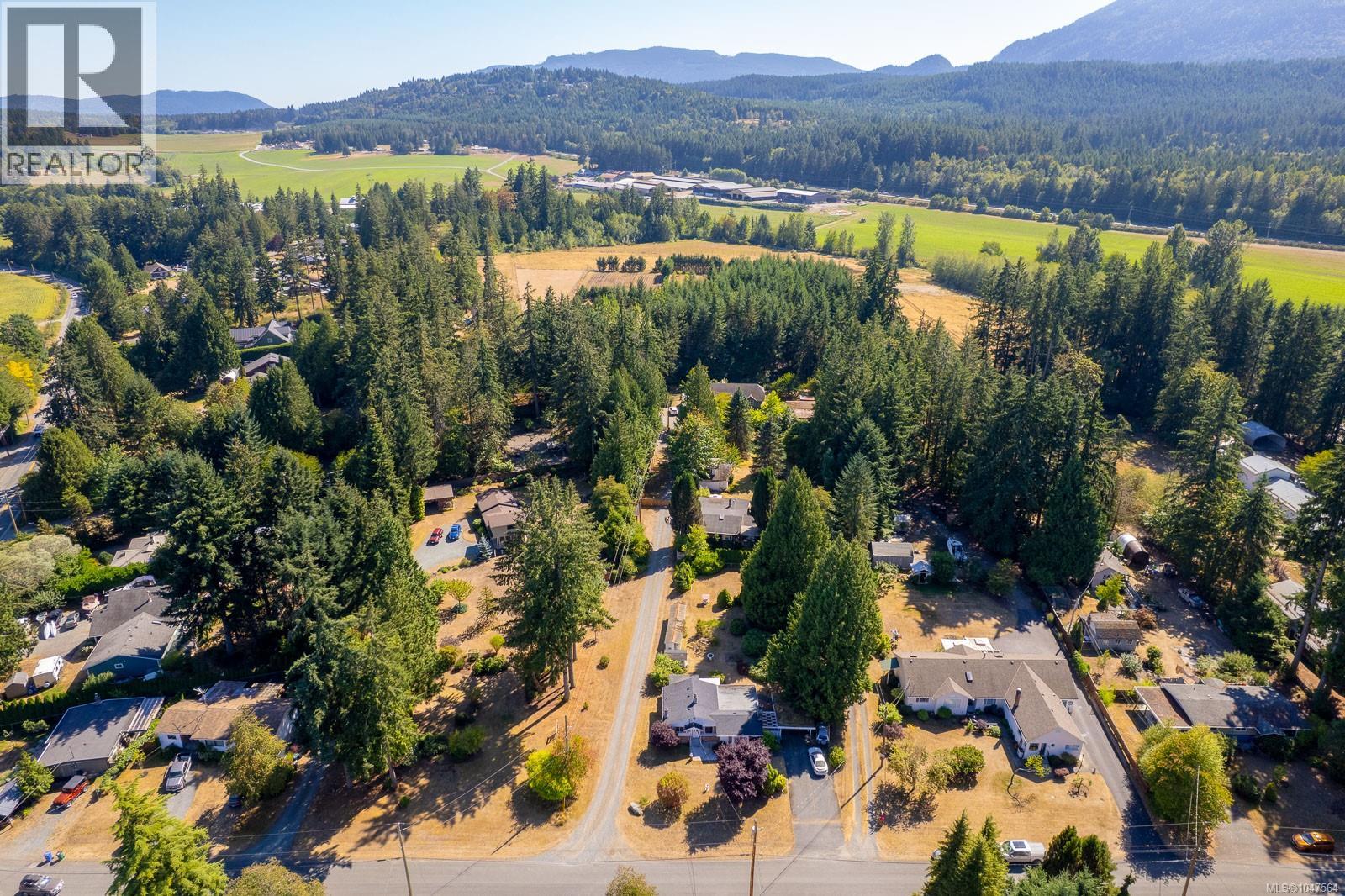 3910 Saltair Rd - 46