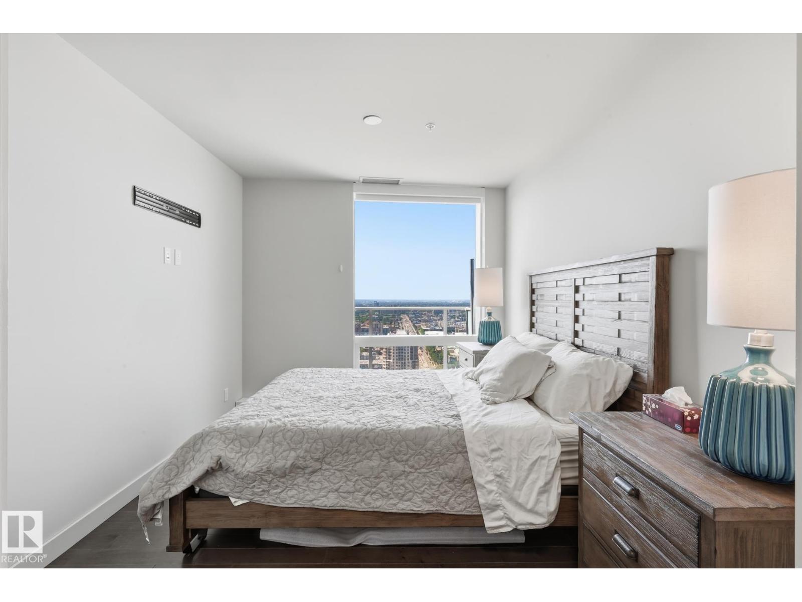 #2911 10360 102 ST NW - 12