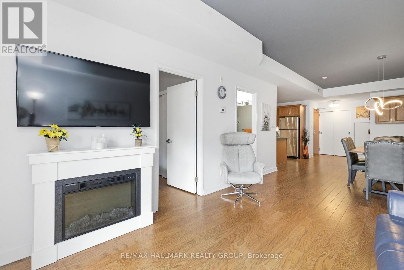 #206 310 CENTRUM BOULEVARD - 7
