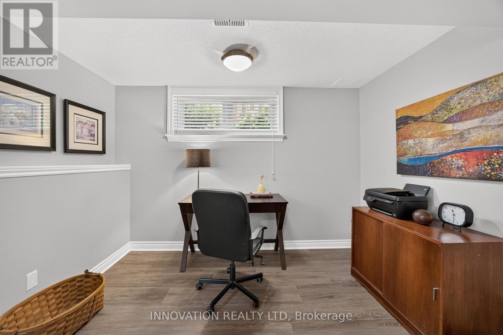 111 DULMAGE CRESCENT - 30