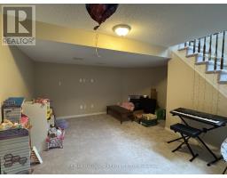 821 Tabaret Street, Ottawa, ON K2M0E4 Photo 23
