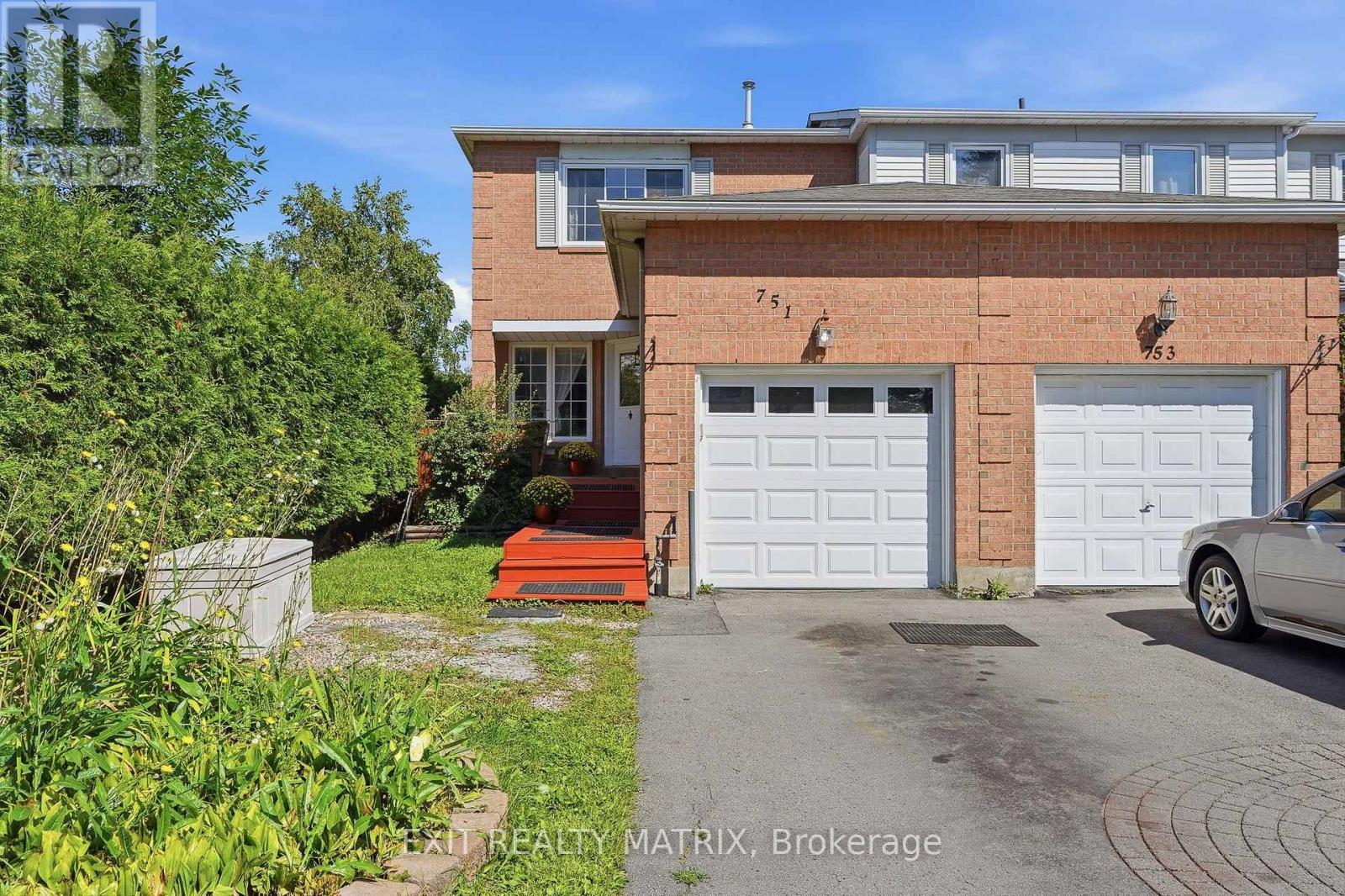 751 CLEARCREST CRESCENT - 1