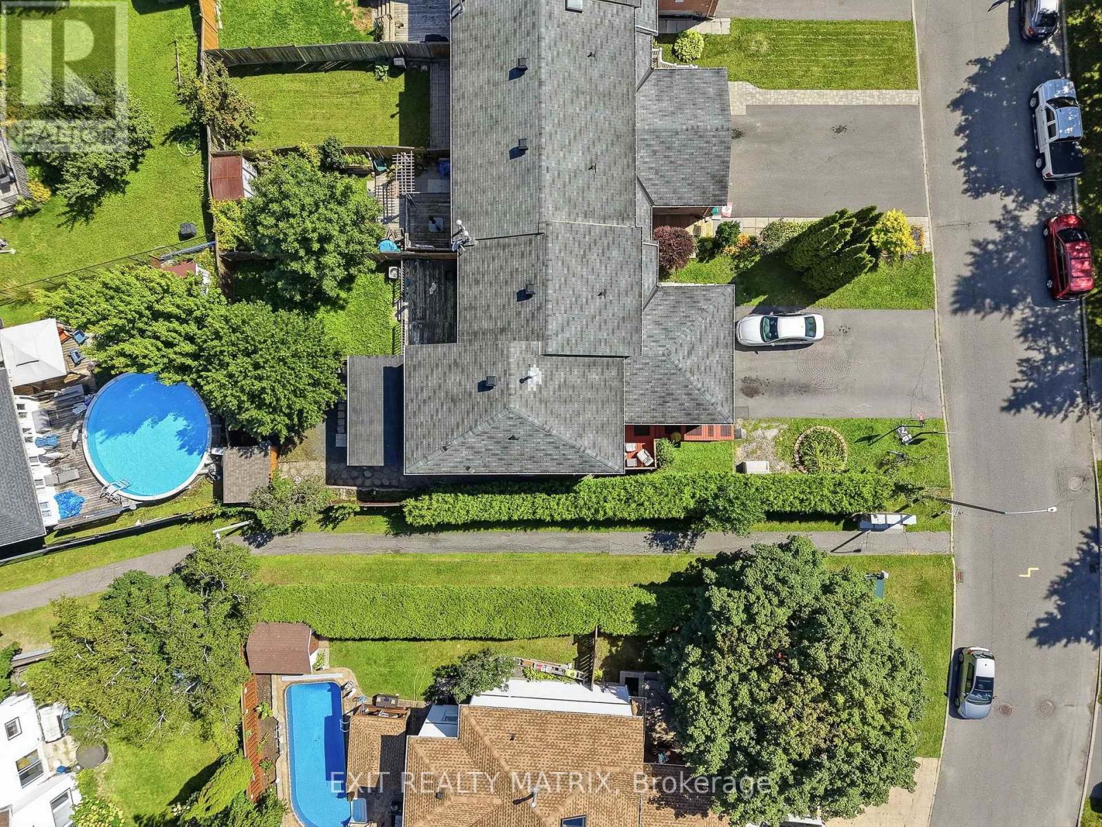 751 CLEARCREST CRESCENT - 37