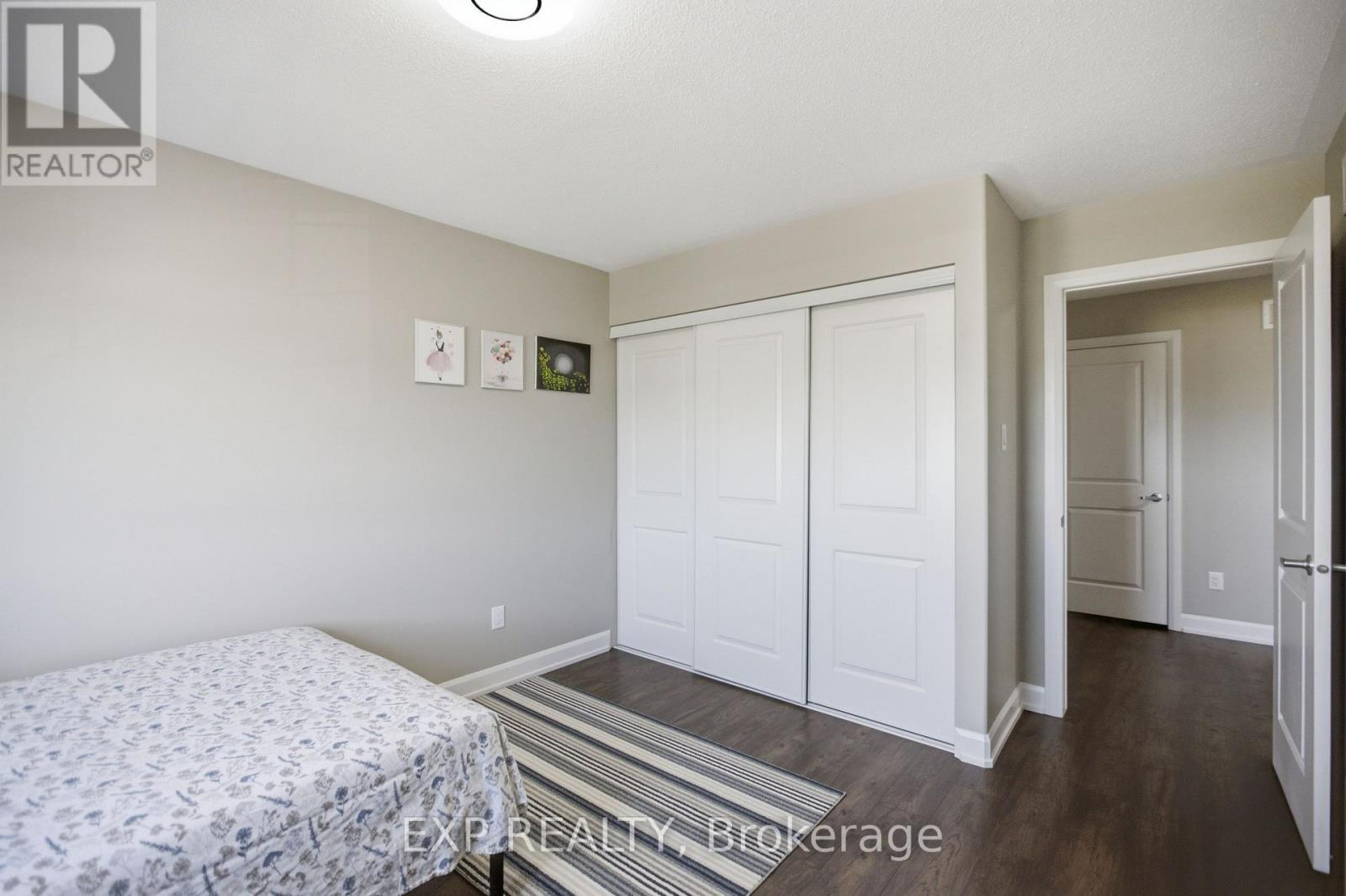 42 VIMY RIDGE CRESCENT - 19