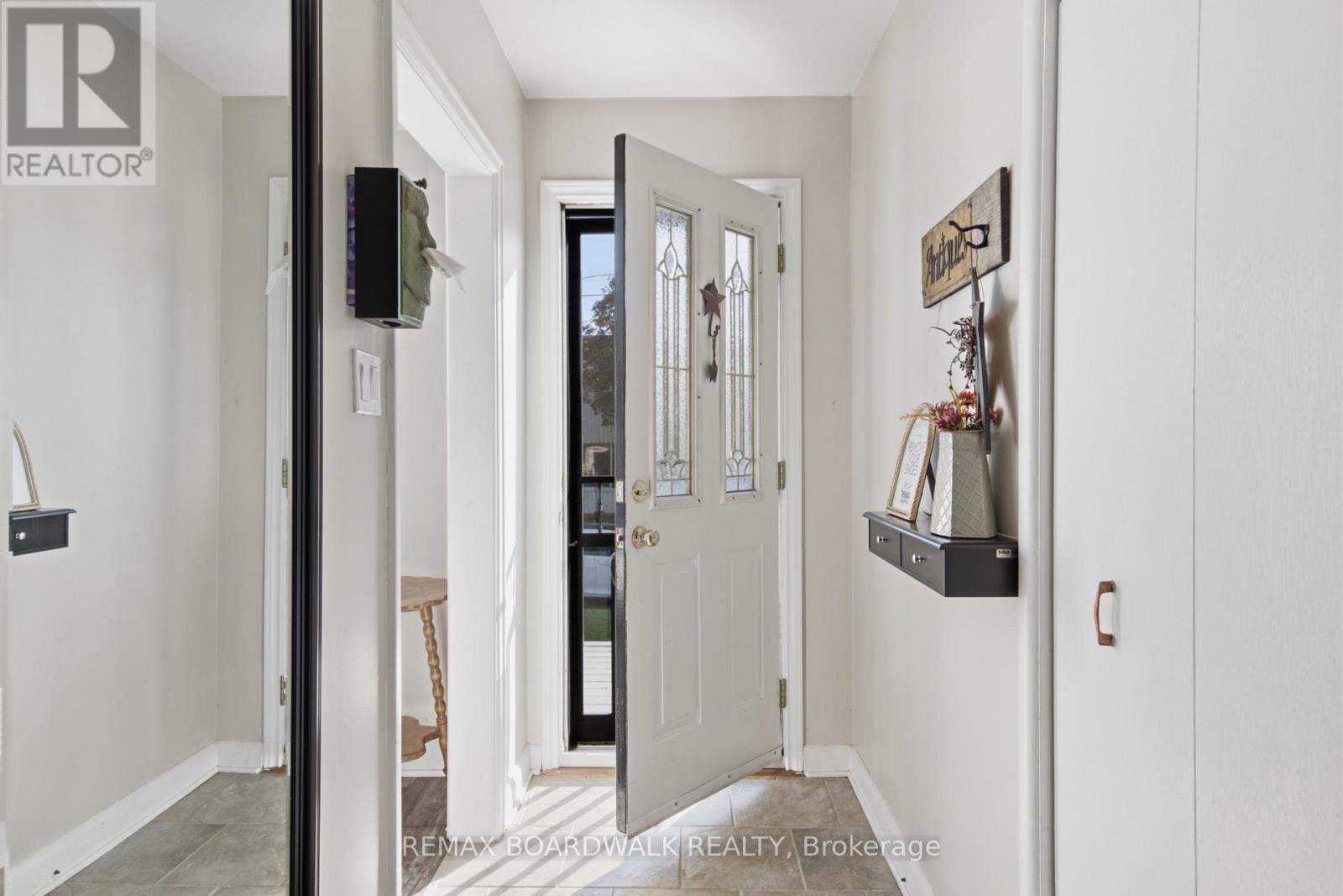 762 ST LAWRENCE STREET - Image 15