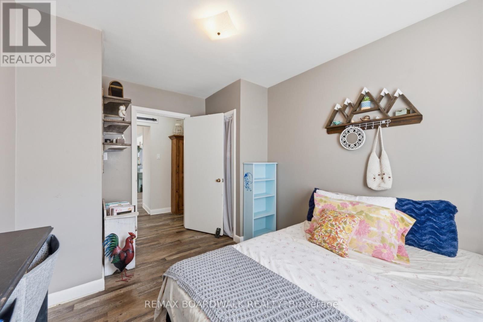 762 ST LAWRENCE STREET - Image 32