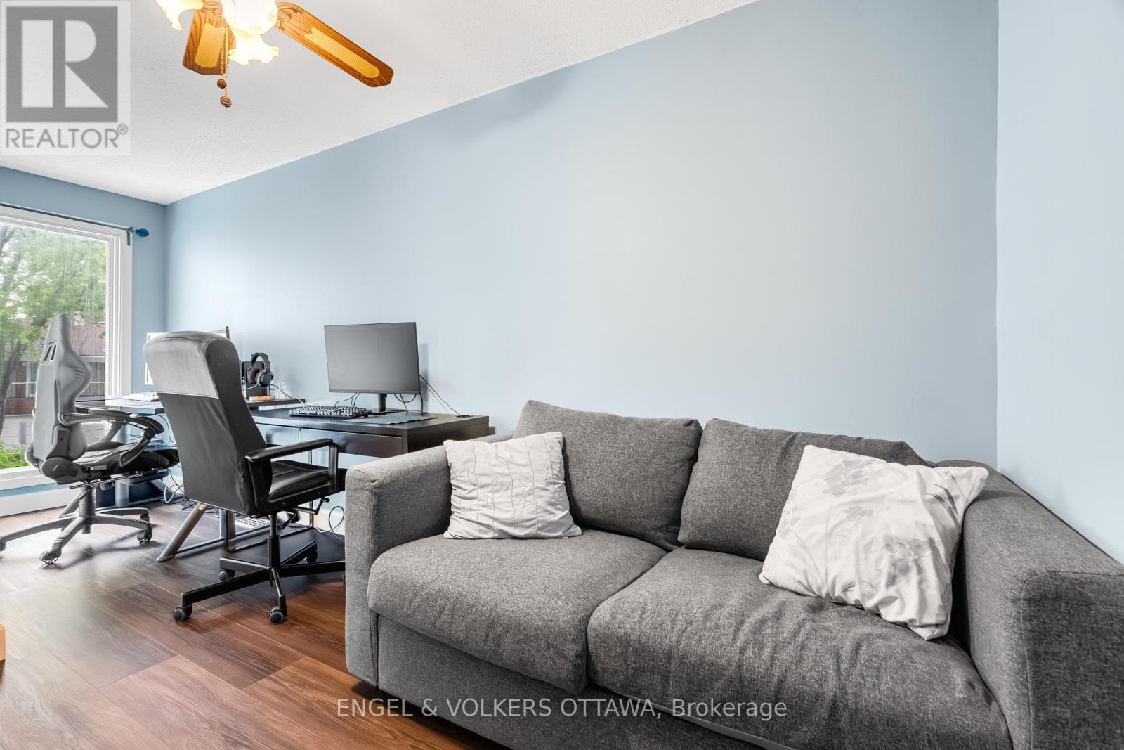 10 ESTELLE CRESCENT - Image 38