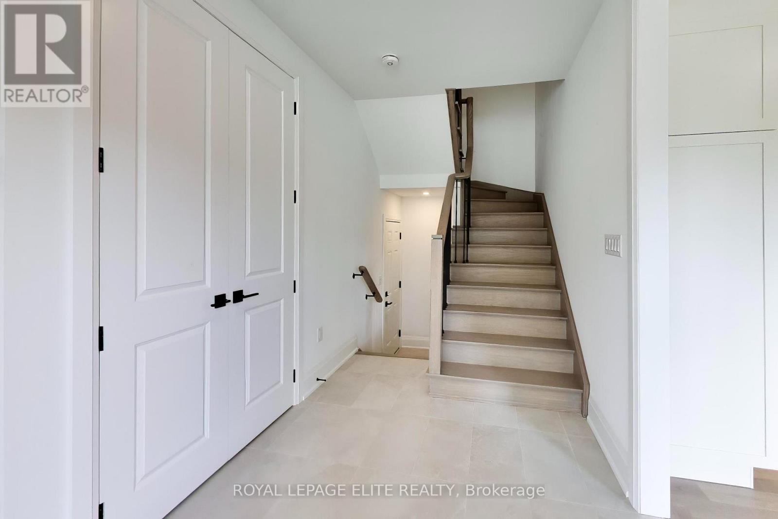 7 DENNISON STREET S - 6