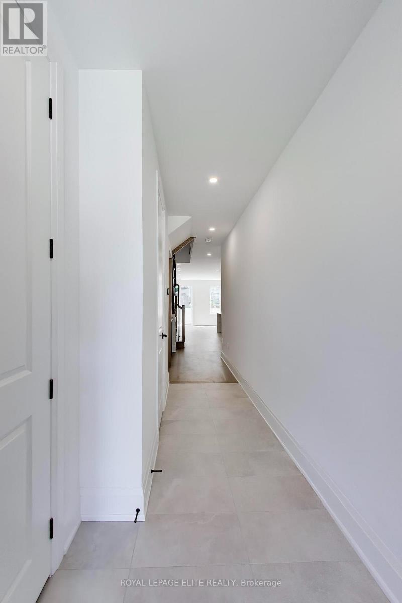 11 DENNISON STREET S - 4