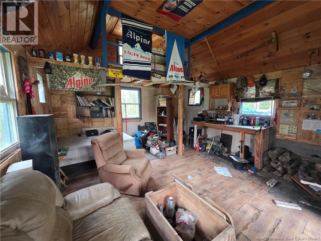 785 Upper Kilmarnock Road - Image 8