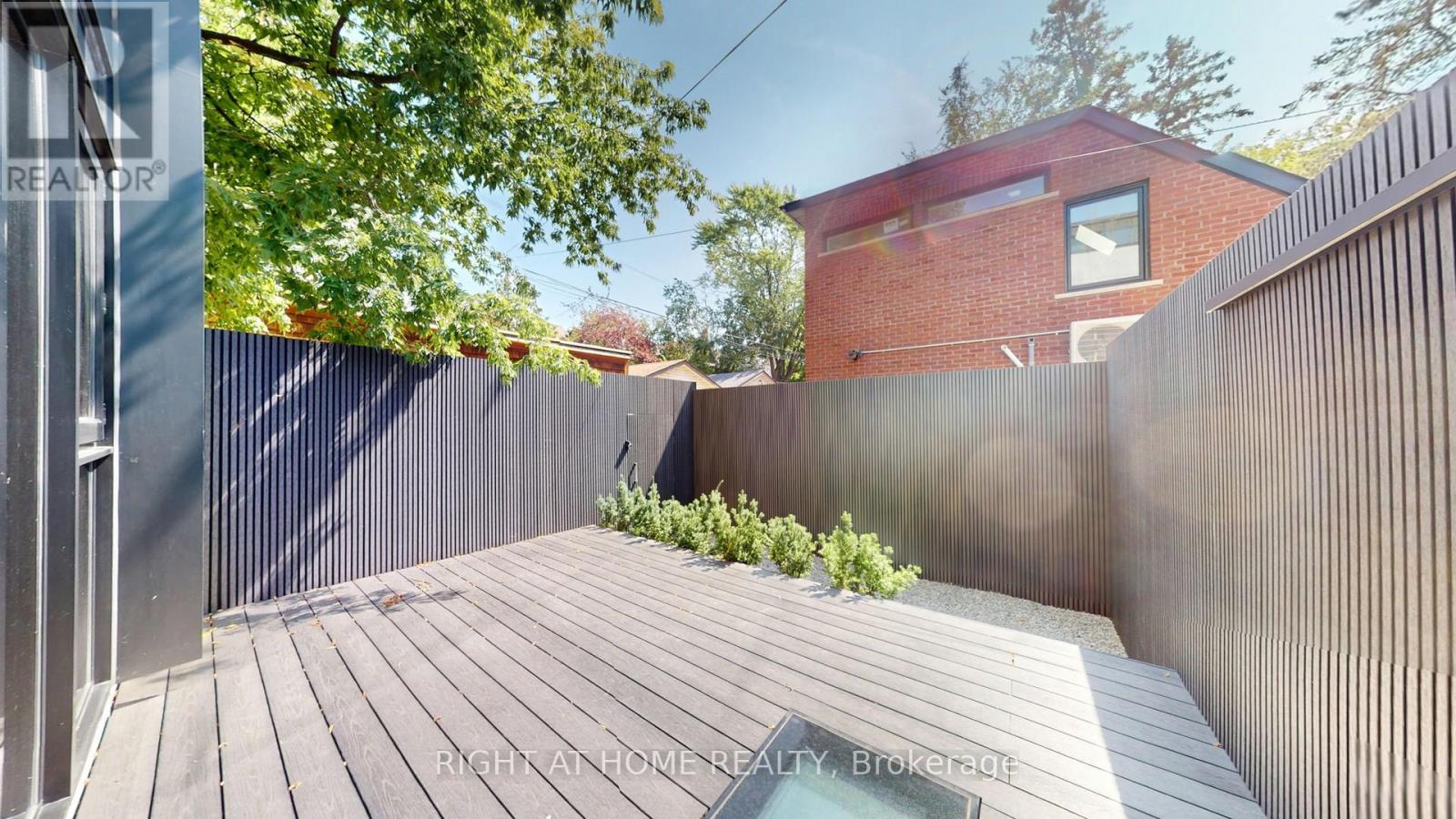 127 GLENLAKE AVENUE - 17