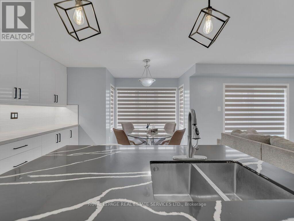 61 ROCKBROOK TRAIL - 13
