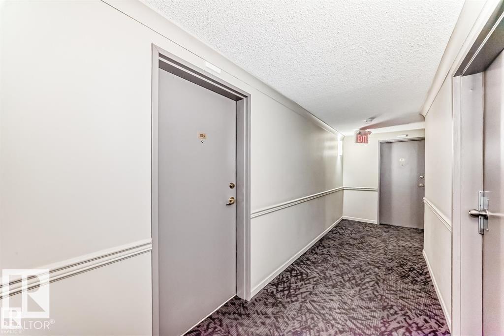 #104 11455 41 AV NW - 28