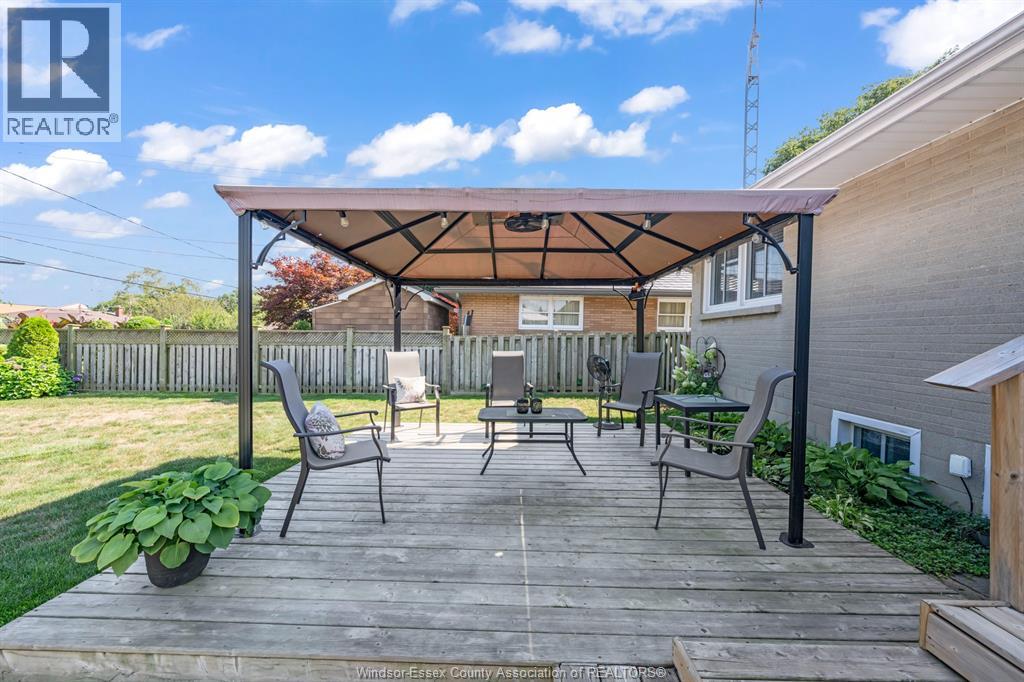 22 DANFORTH - Image 36