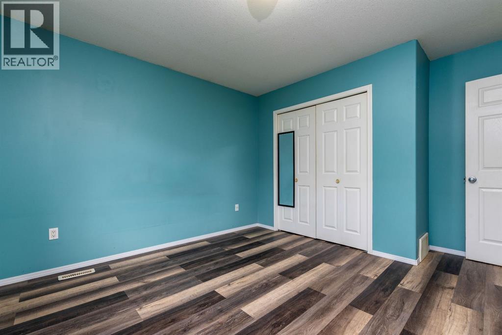 1501 49 Avenue - Image 14