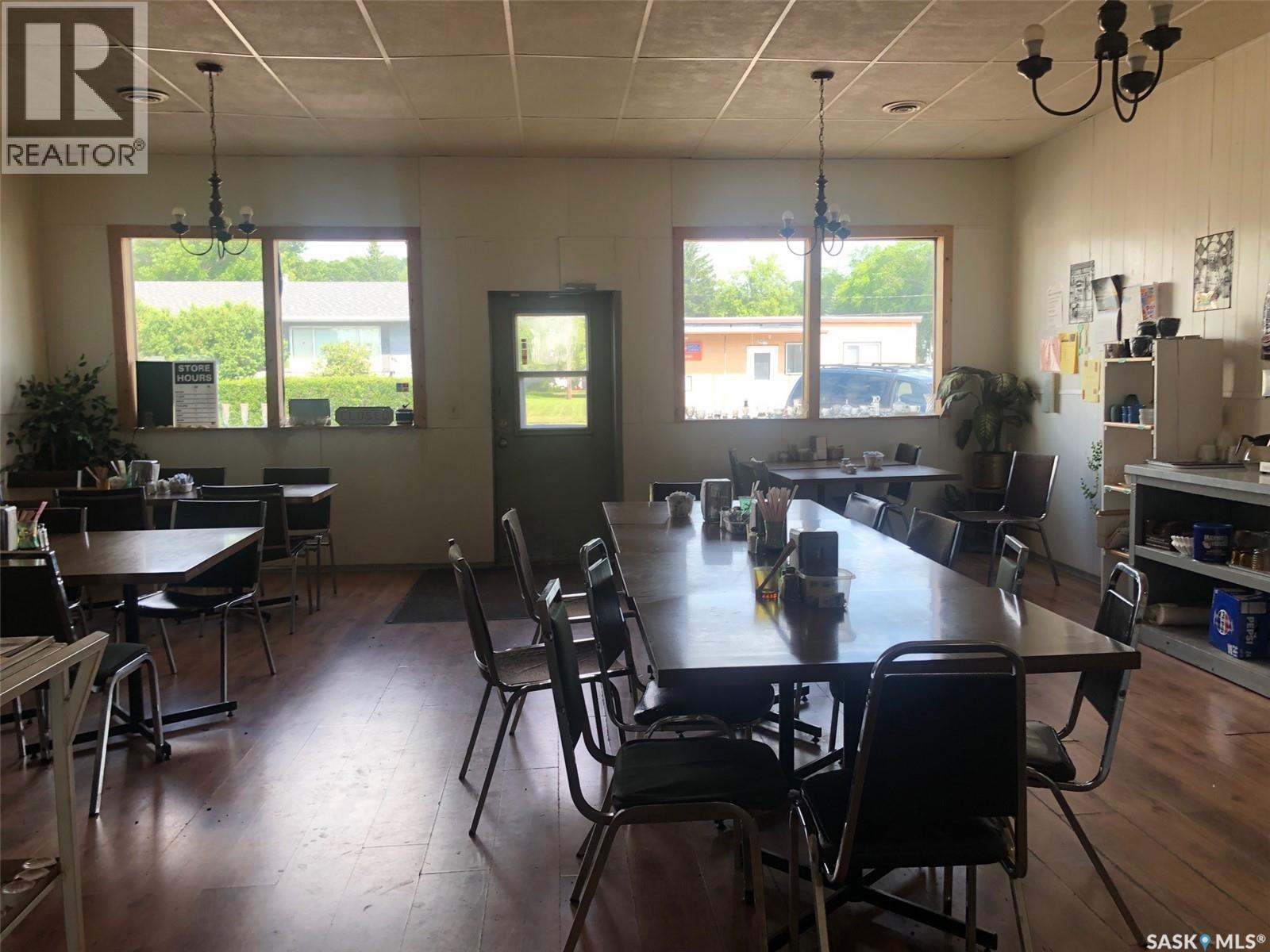 308 CENTRAL AVENUE, Buchanan, Saskatchewan, S0A0J0, Buchanan, Saskatchewan — photo 4 of 5
