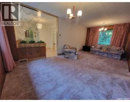 3pc Bathroom - 106 Railway Avenue E, Neilburg, SK S0M2C0 Photo 13