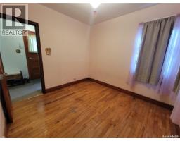106 Railway Avenue E, Neilburg, SK S0M2C0 Photo 16