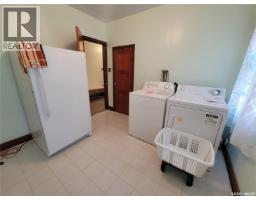 106 Railway Avenue E, Neilburg, SK S0M2C0 Photo 18