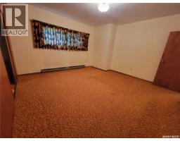 106 Railway Avenue E, Neilburg, SK S0M2C0 Photo 25