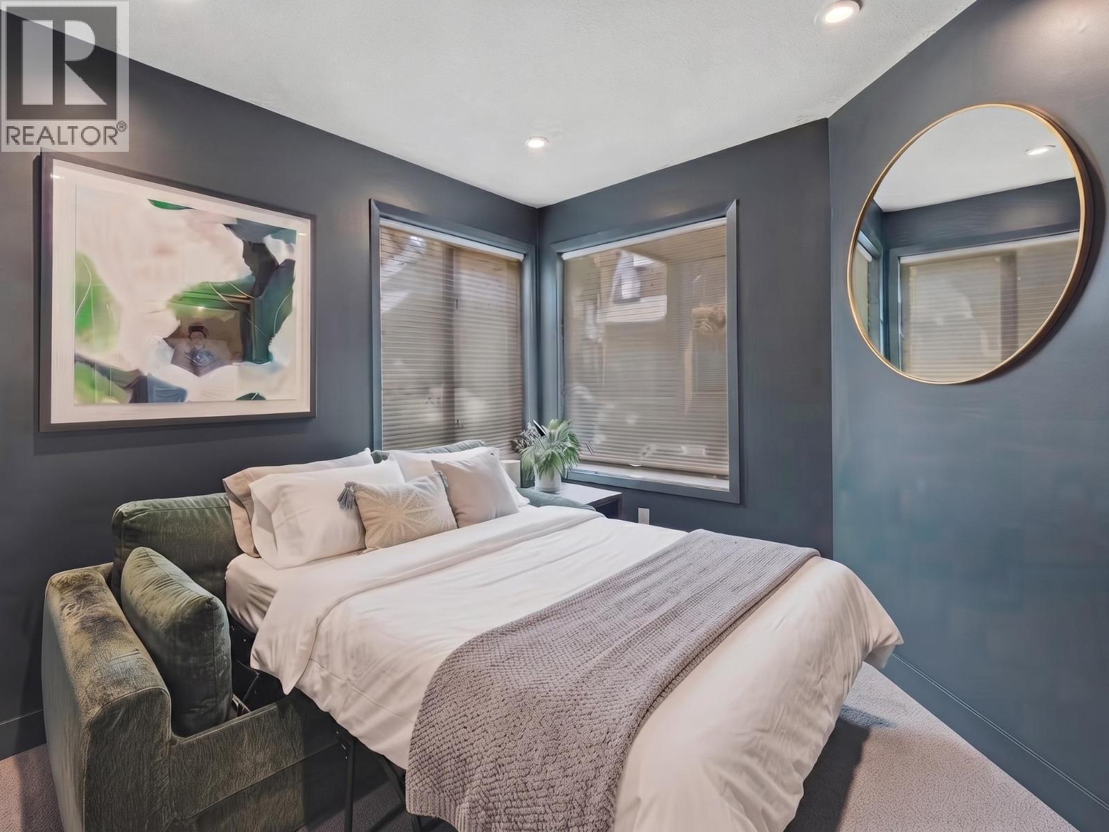 205 6117 EAGLE DRIVE, Whistler